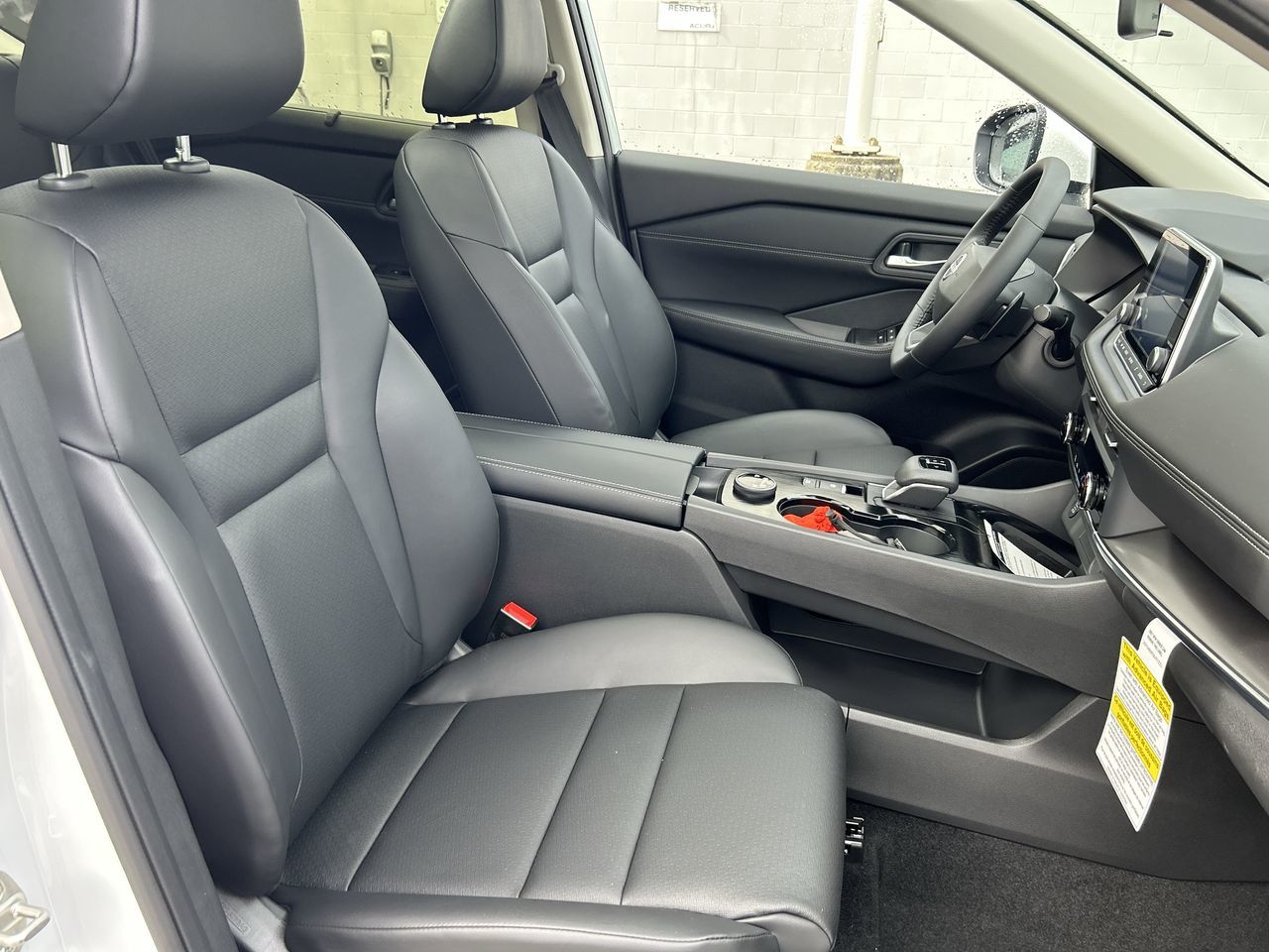 2025 Nissan Rogue in North Vancouver, British Columbia