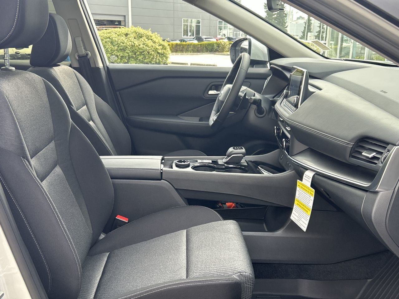 2025 Nissan Rogue in North Vancouver, British Columbia