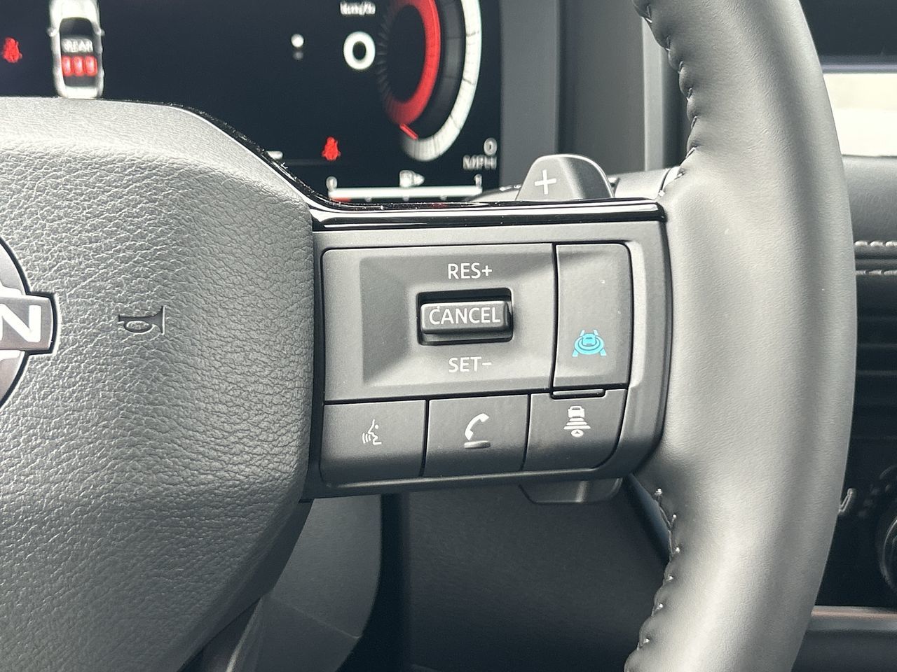 2025 Nissan Rogue in North Vancouver, British Columbia