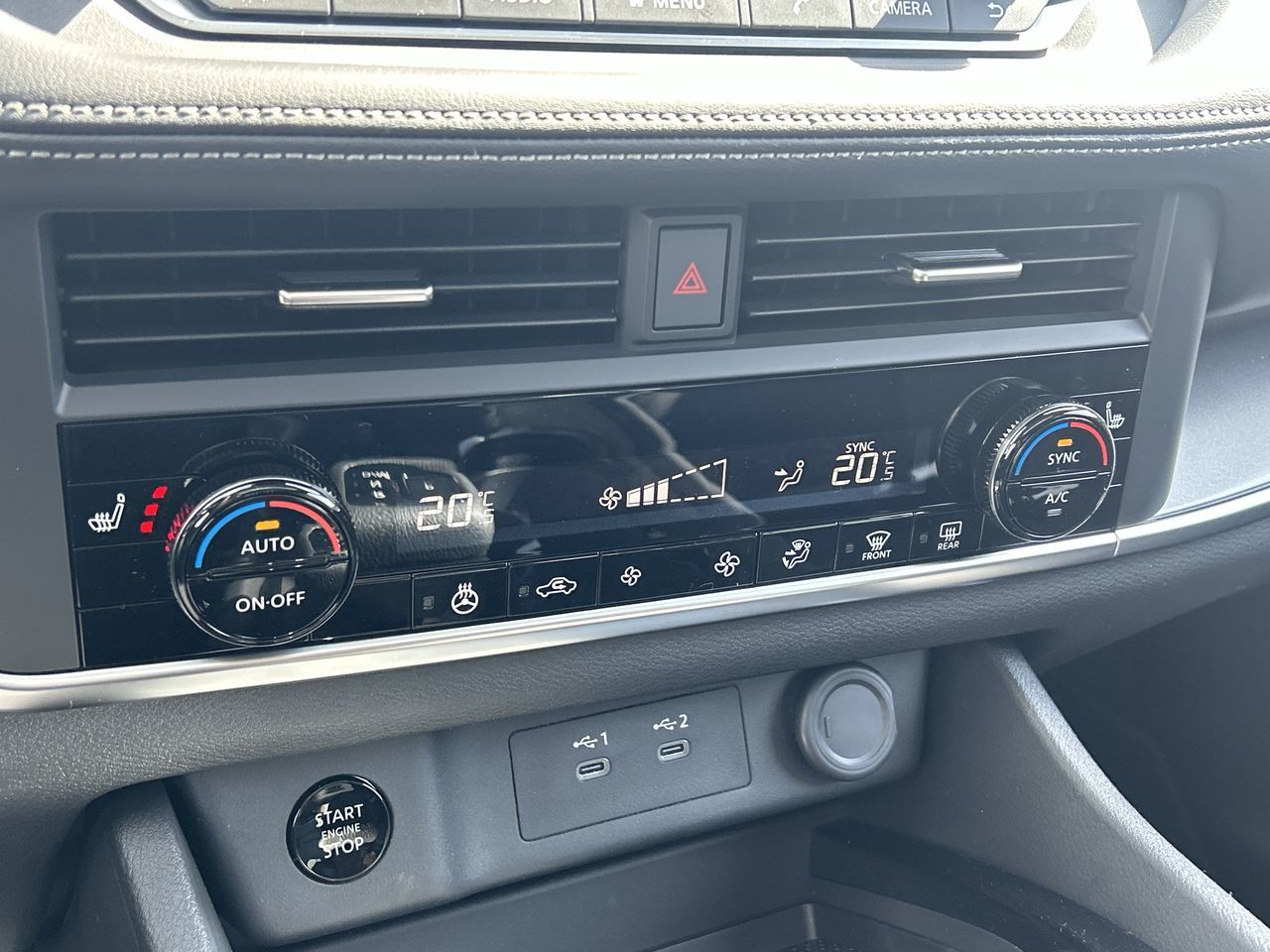 2025 Nissan Rogue in North Vancouver, British Columbia