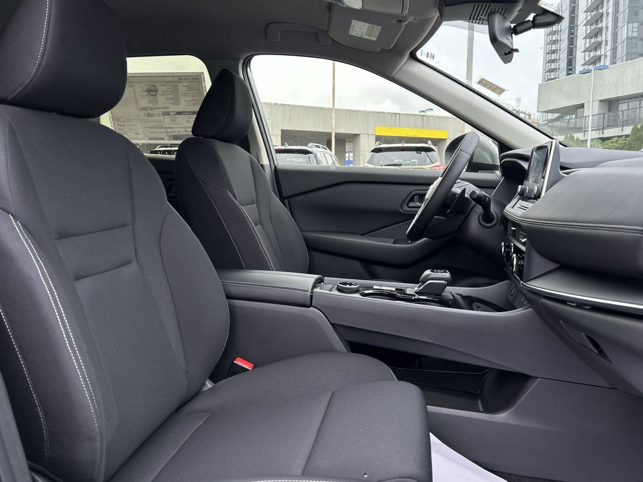 2025 Nissan Rogue in North Vancouver, British Columbia