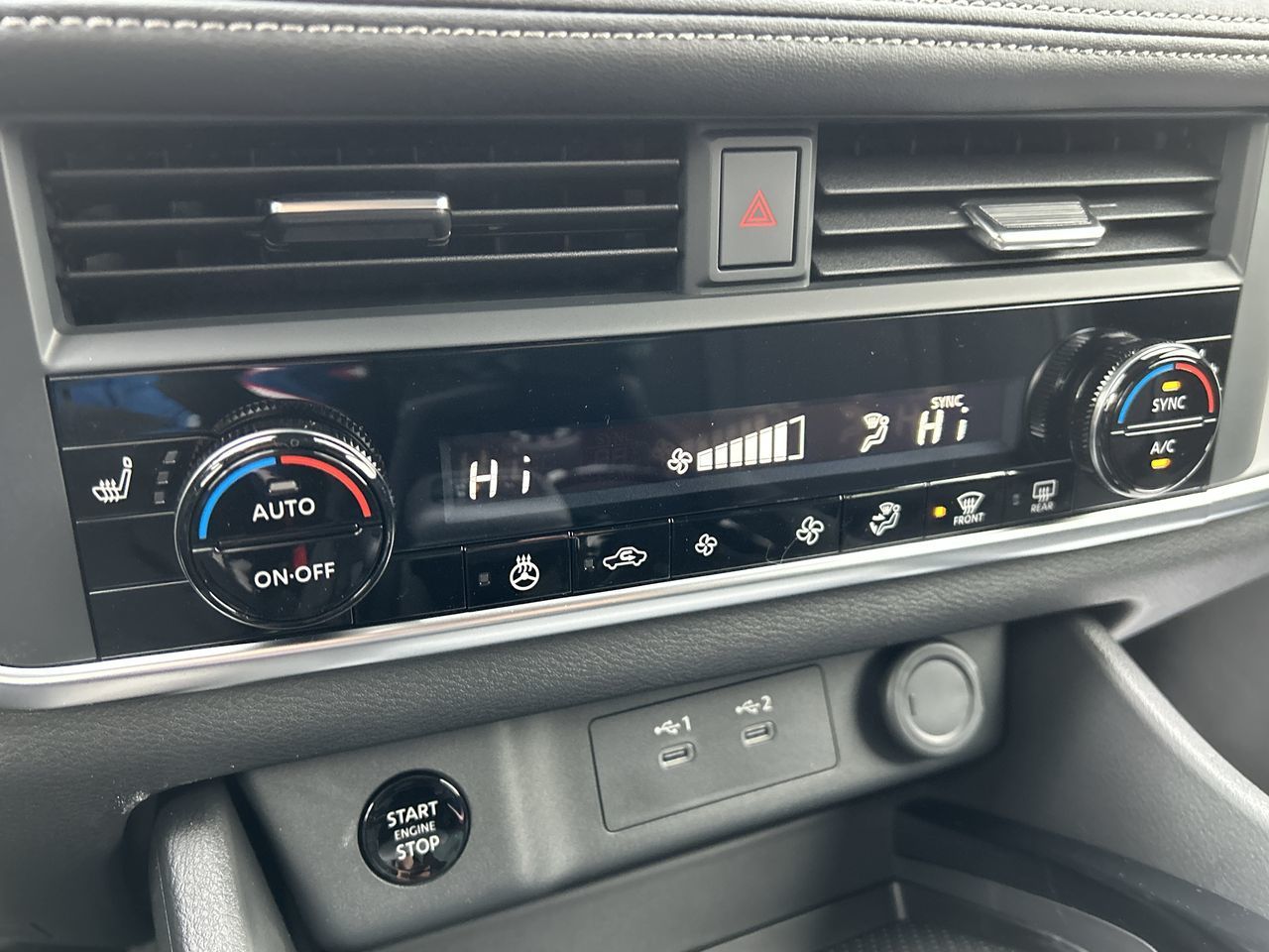 2025 Nissan Rogue in North Vancouver, British Columbia