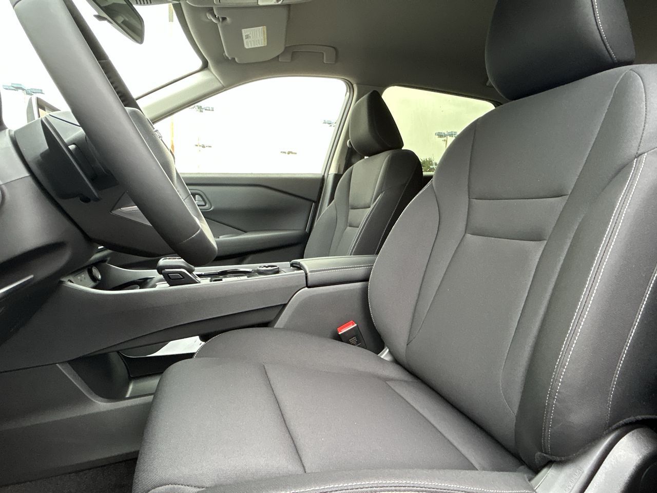 2025 Nissan Rogue in North Vancouver, British Columbia
