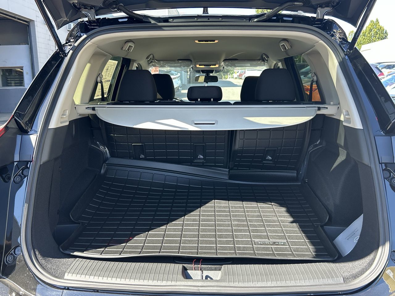 2025 Nissan Rogue in North Vancouver, British Columbia