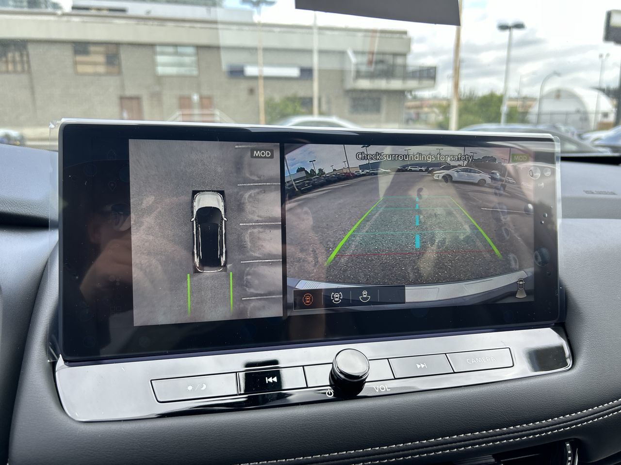 2025 Nissan Rogue in North Vancouver, British Columbia