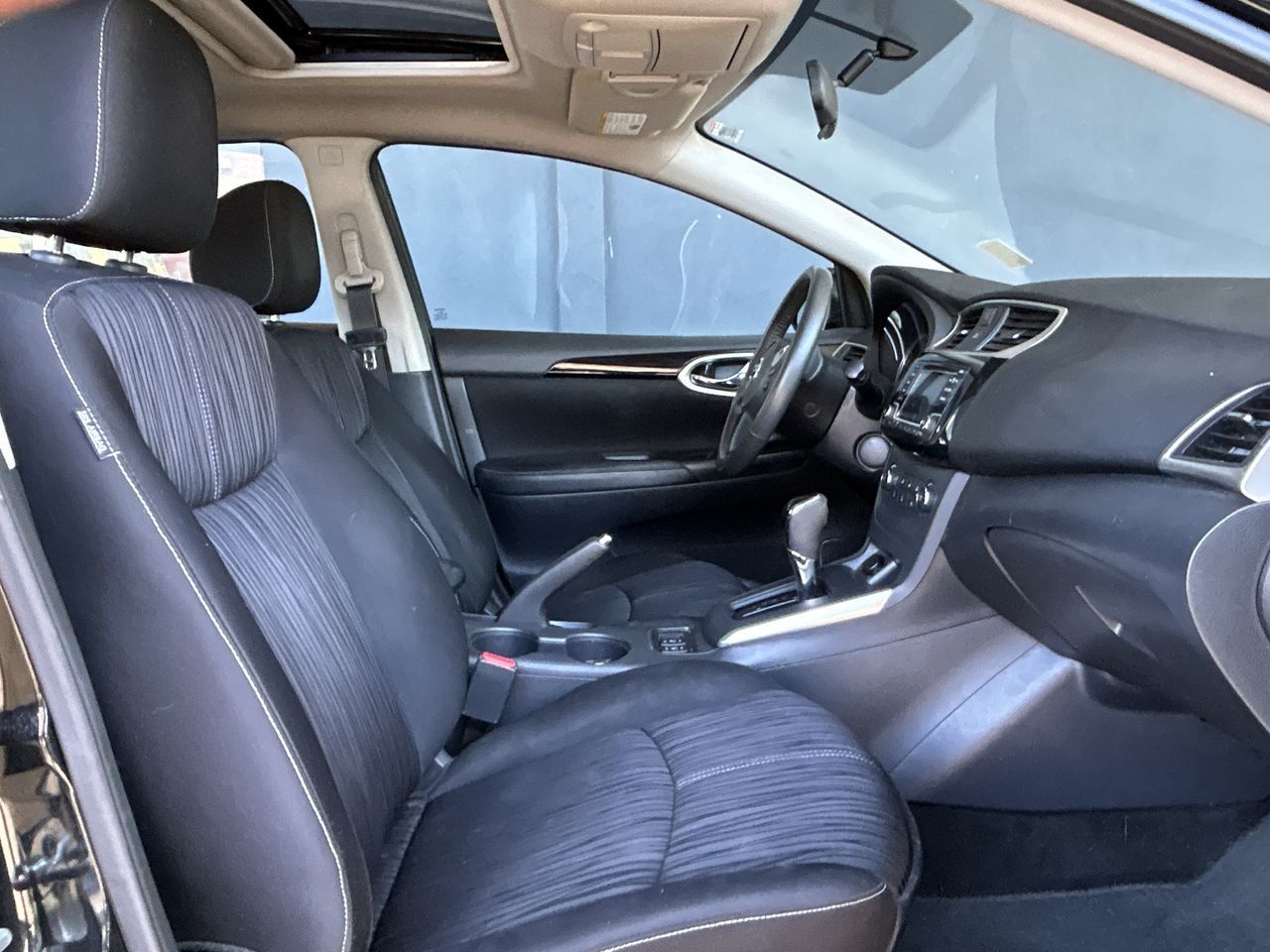 Nissan Sentra  2017 à Vancouver nord, Colombie-Britannique