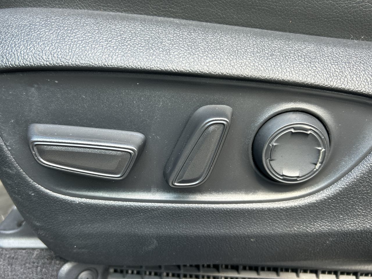 2025 Toyota Sienna Hybrid