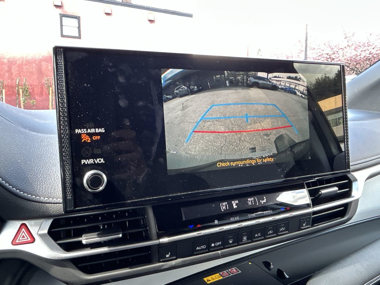 2025 Toyota Sienna Hybrid