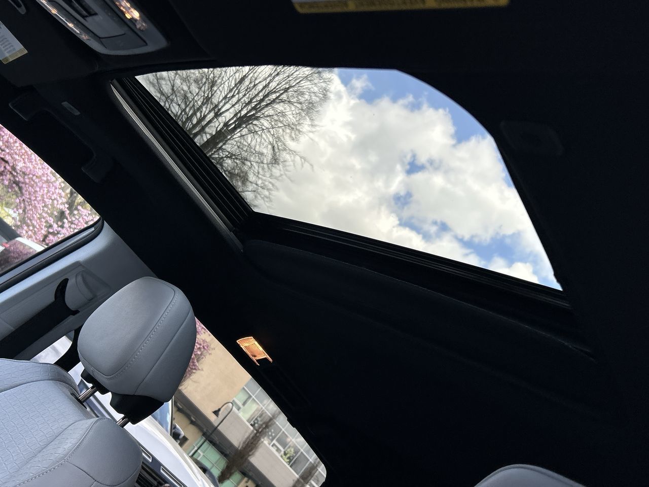 2025 Toyota Sienna Hybrid