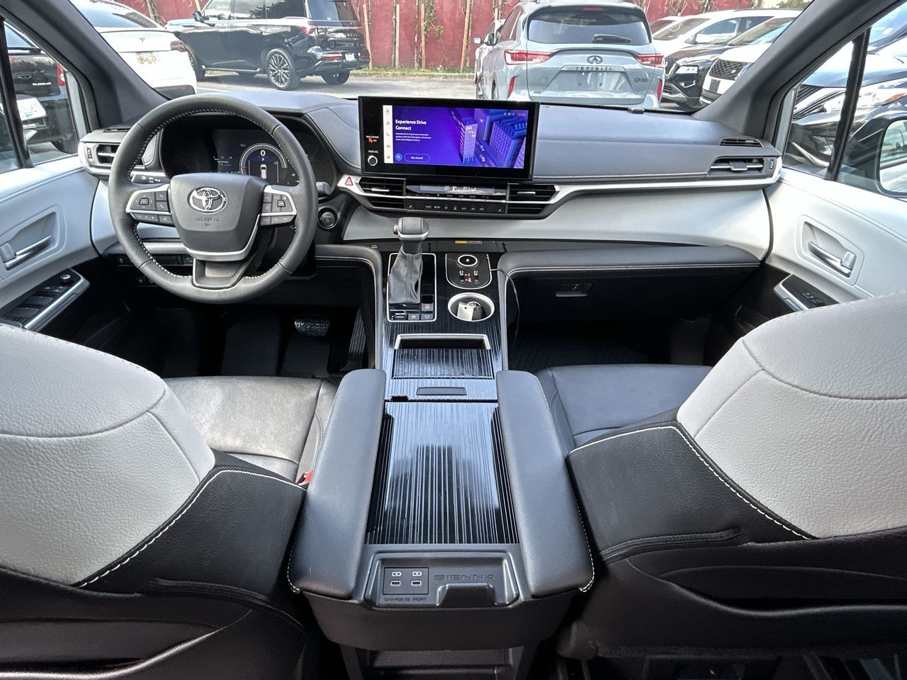 2025 Toyota Sienna Hybrid