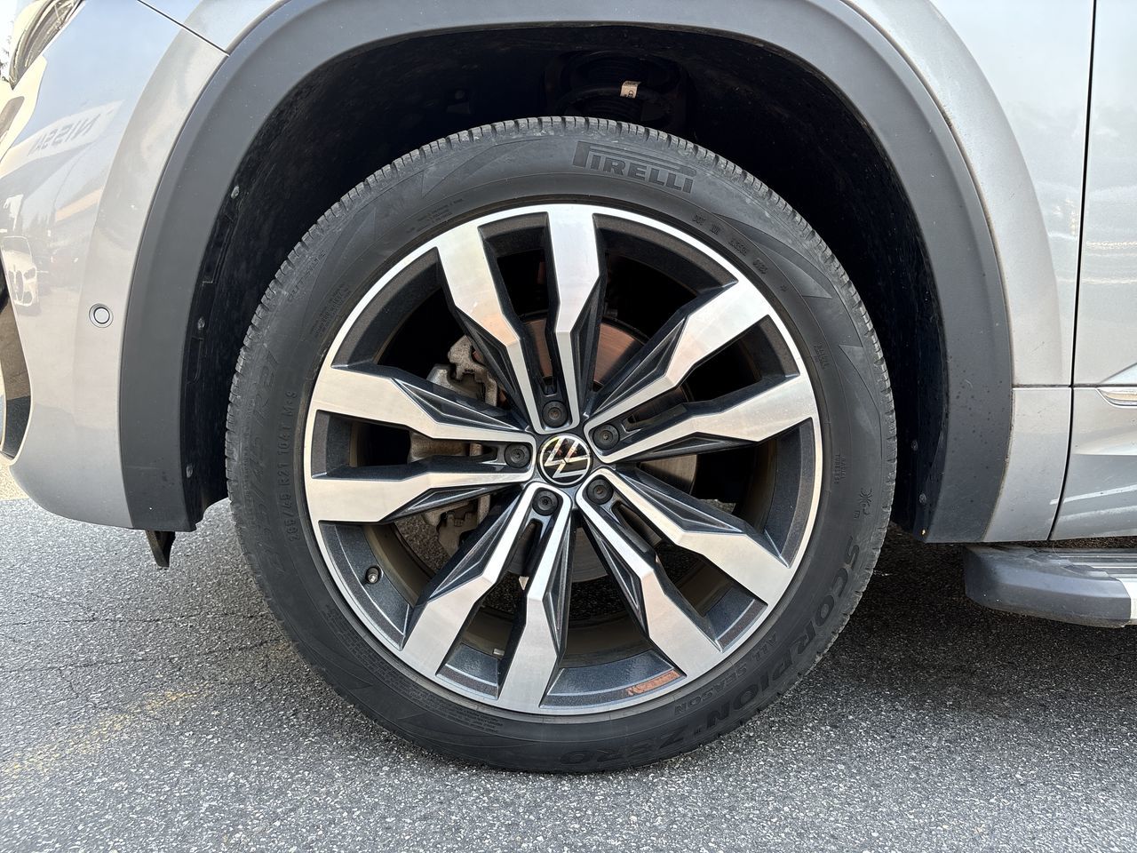 2020 Volkswagen Atlas Cross Sport