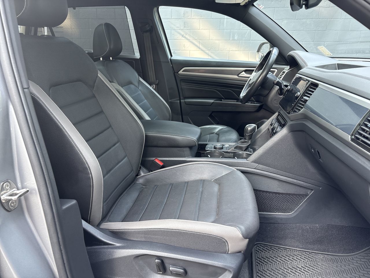 2020 Volkswagen Atlas Cross Sport