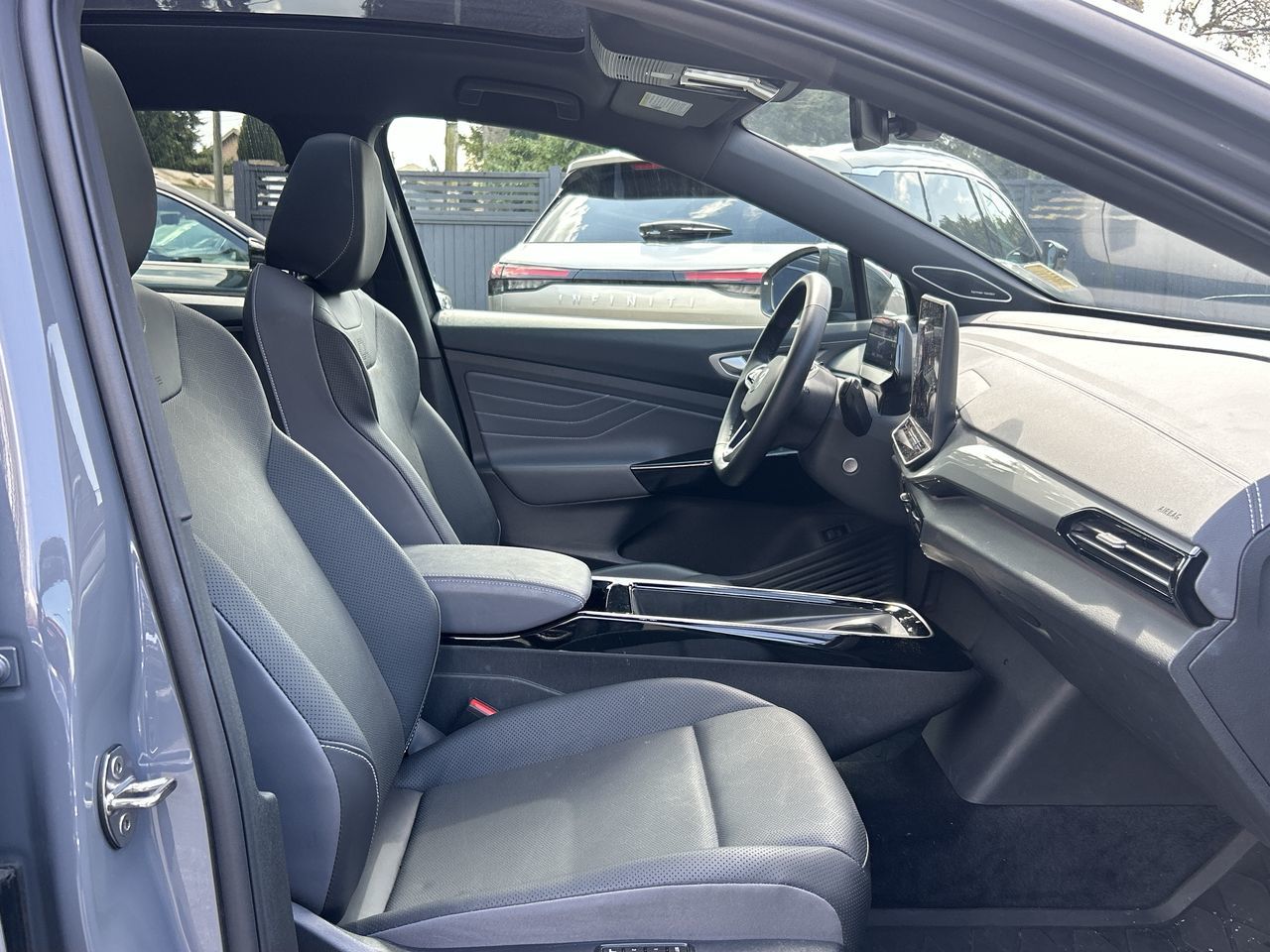 2024 Volkswagen ID.4 in North Vancouver, British Columbia