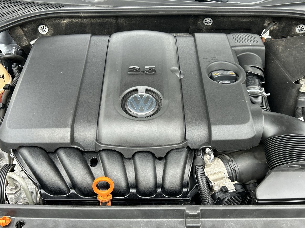 2013 Volkswagen Passat in North Vancouver, British Columbia