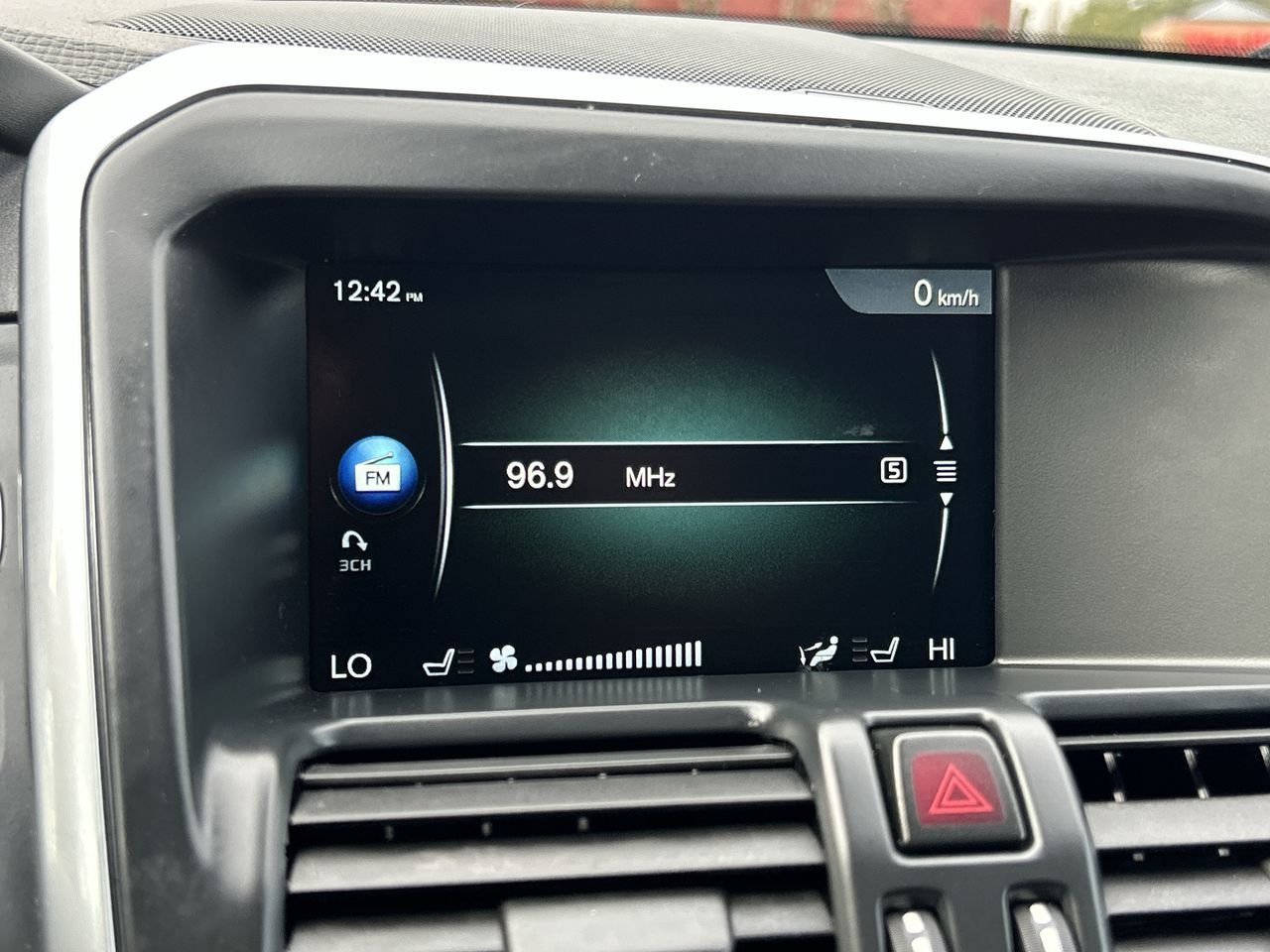 2015 Volvo XC60 in North Vancouver, British Columbia