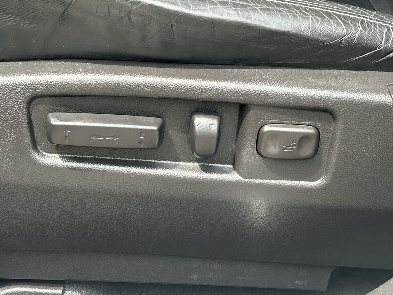2011 Acura MDX in Oakville, Ontario