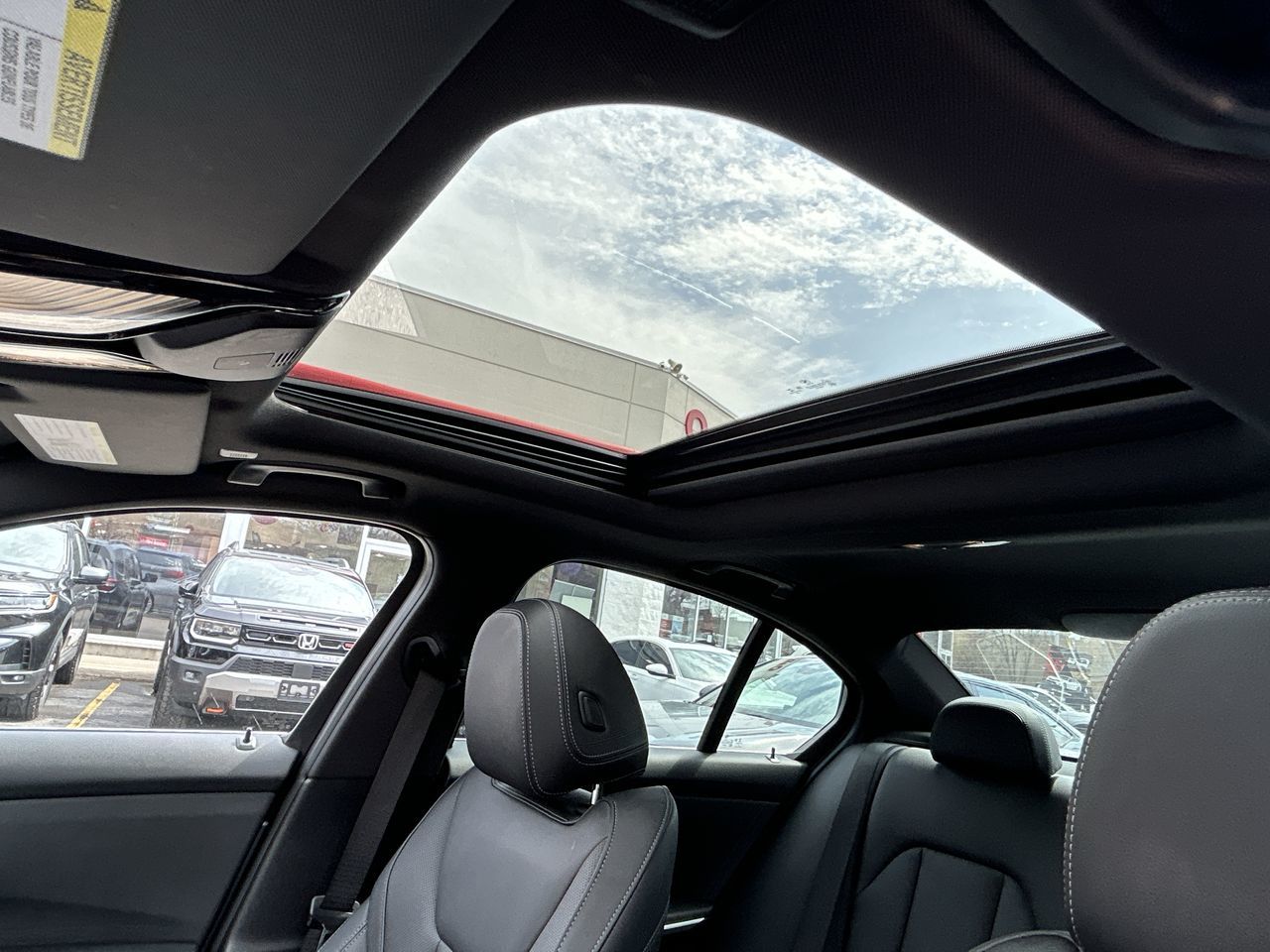 2023 BMW 330i in Oakville, Ontario