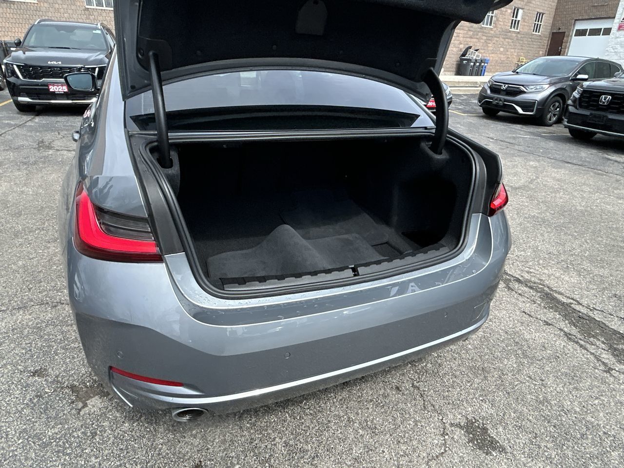 2023 BMW 330i in Oakville, Ontario