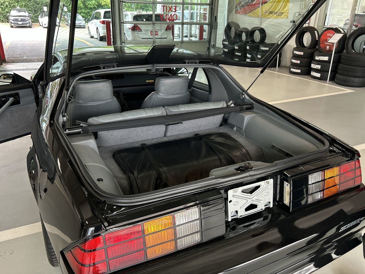 Chevrolet Camaro  1992 à Oakville, Ontario