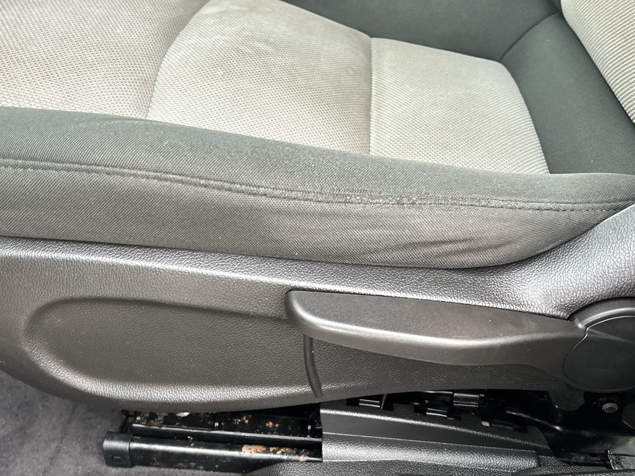 2012 Chevrolet Cruze in Oakville, Ontario