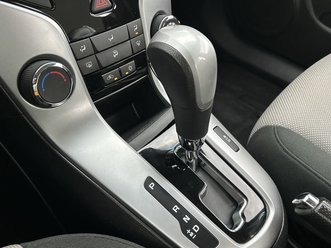 2012 Chevrolet Cruze in Oakville, Ontario