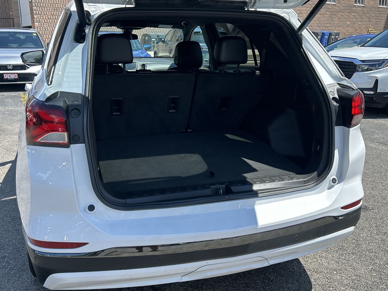 2023 Chevrolet Equinox in Oakville, Ontario