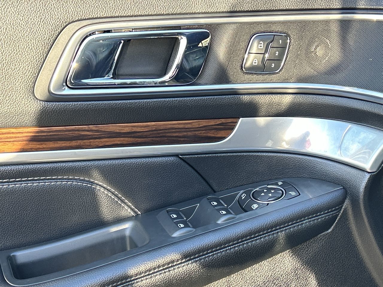 Ford Explorer  2017 à Oakville, Ontario