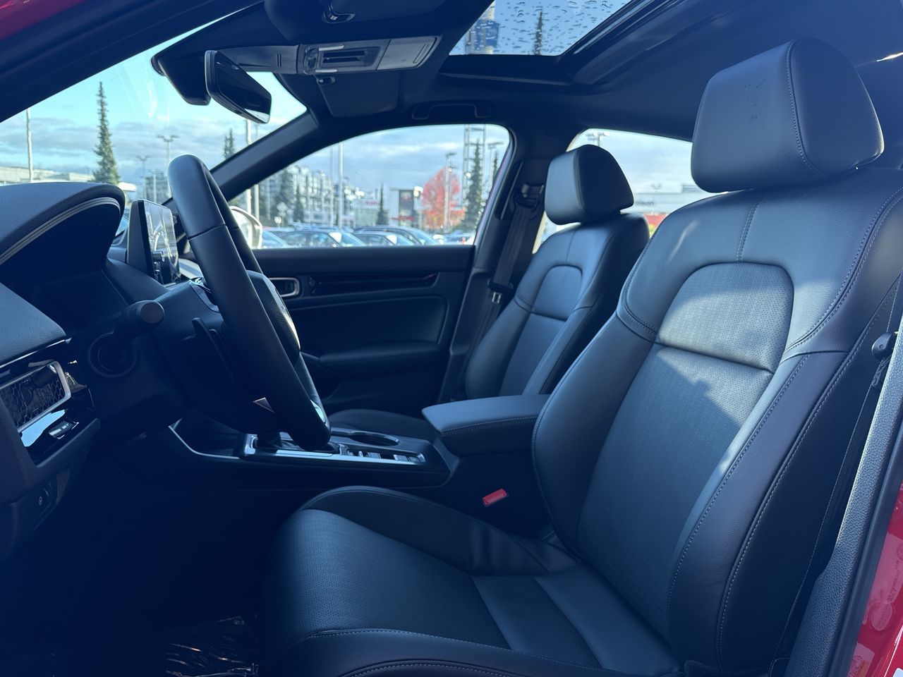 2025 Honda CIVIC HYBRID Hatchback in Oakville, Ontario