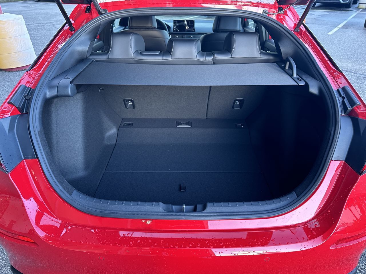 2025 Honda CIVIC HYBRID Hatchback in Oakville, Ontario