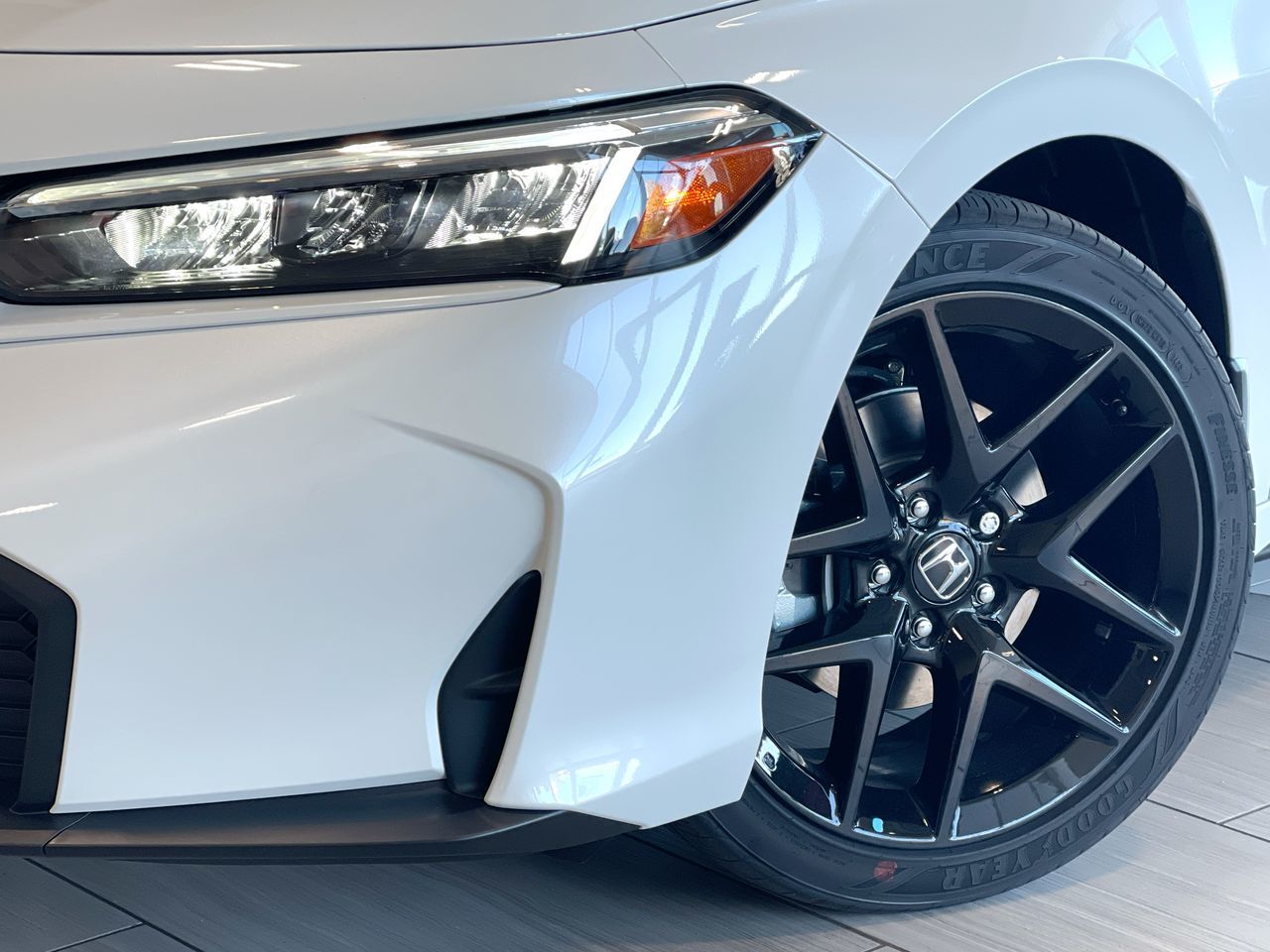 Honda Civic Hybrid Hatchback  2026 à Oakville, Ontario