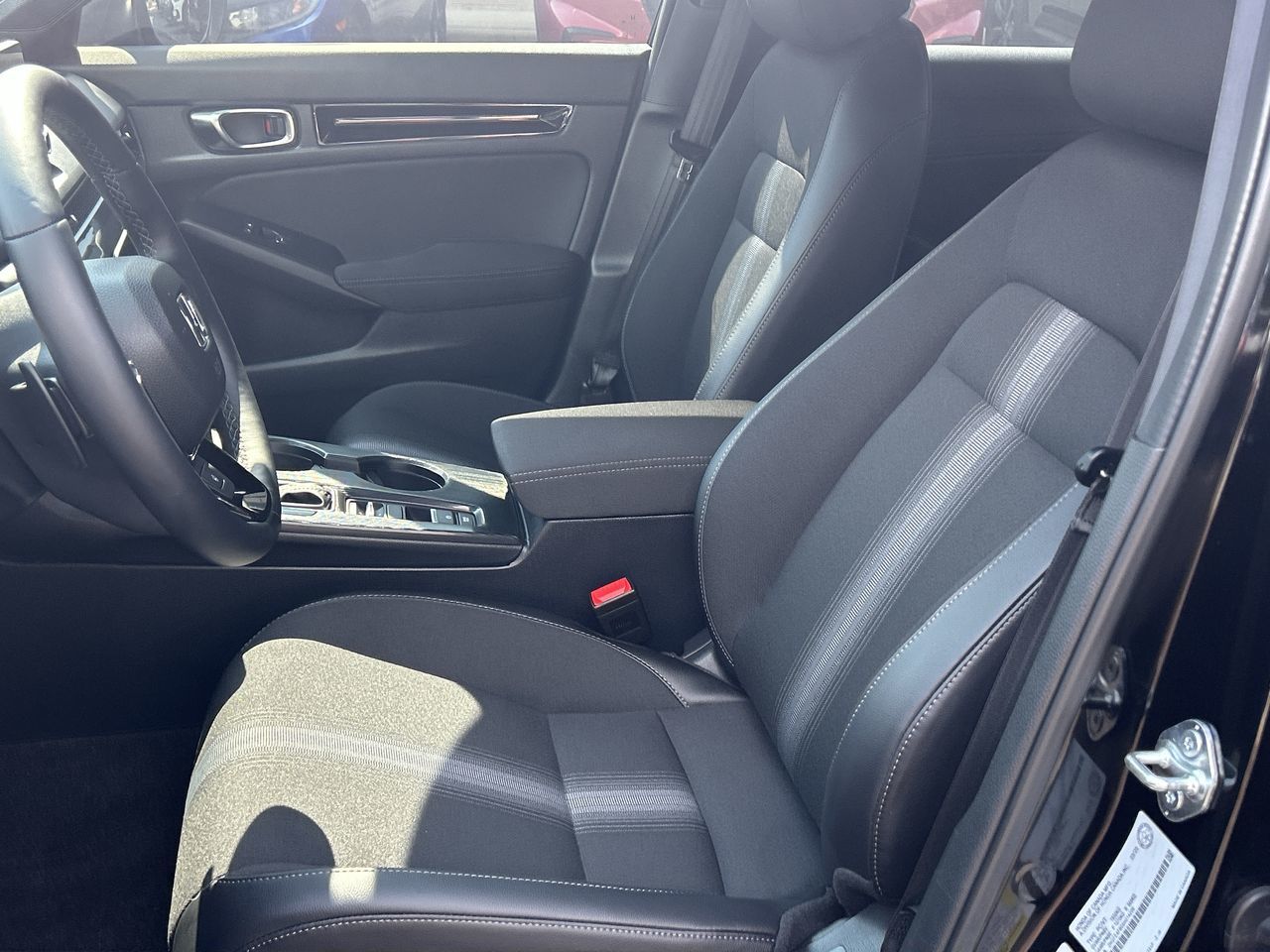 2025 Honda Civic Hybrid in Oakville, Ontario