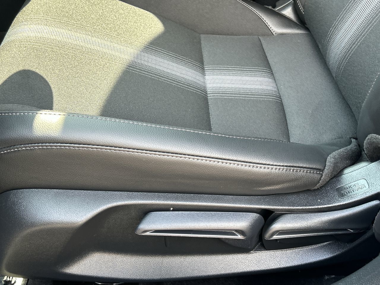 2025 Honda Civic Hybrid in Oakville, Ontario