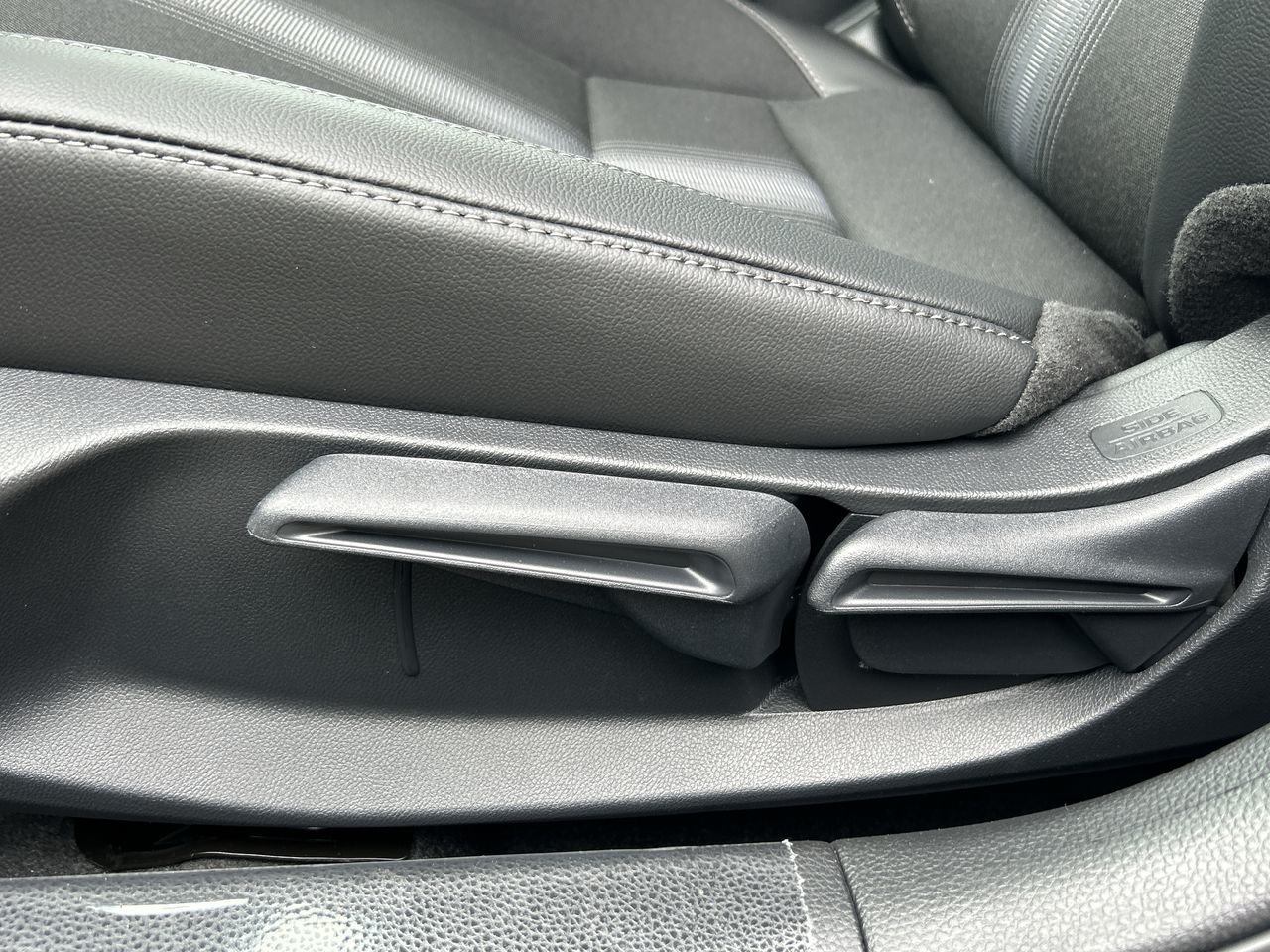 2025 Honda Civic in Oakville, Ontario