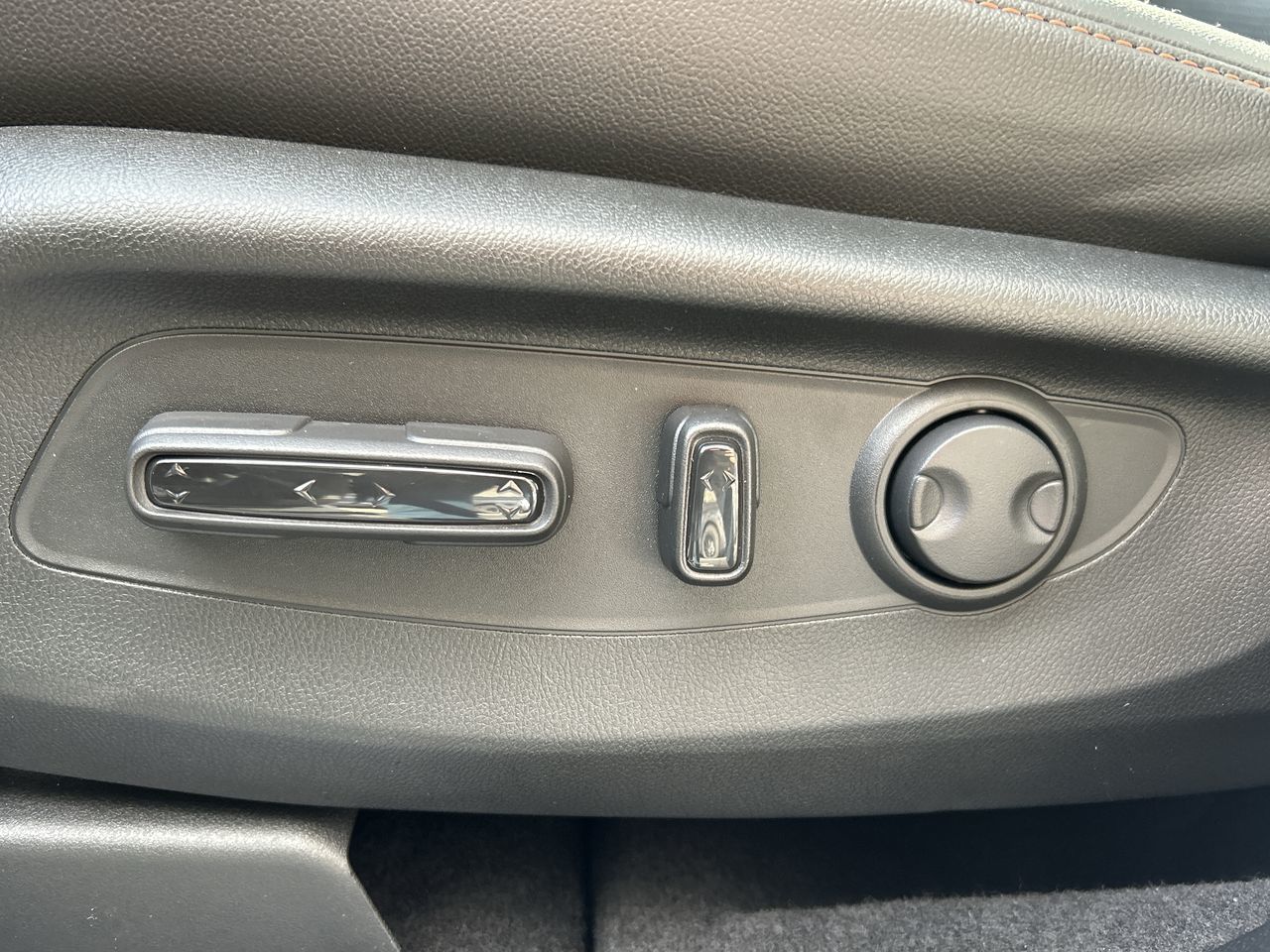 2025 Honda CR-V HYBRID in Oakville, Ontario
