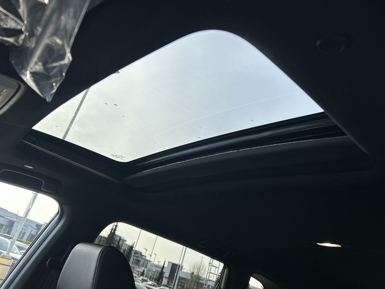 2025 Honda CR-V HYBRID in Oakville, Ontario