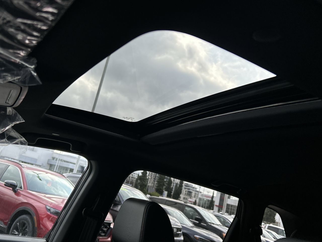 2025 Honda CR-V HYBRID in Oakville, Ontario