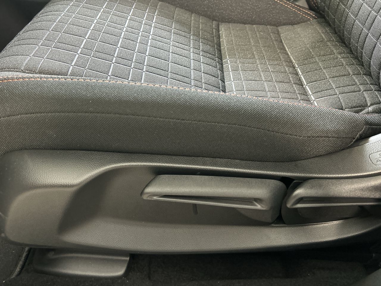 2026 Honda HR-V in Oakville, Ontario