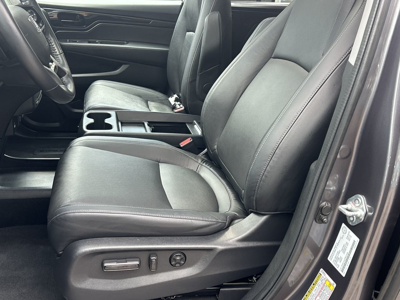 2023 Honda Odyssey in Oakville, Ontario
