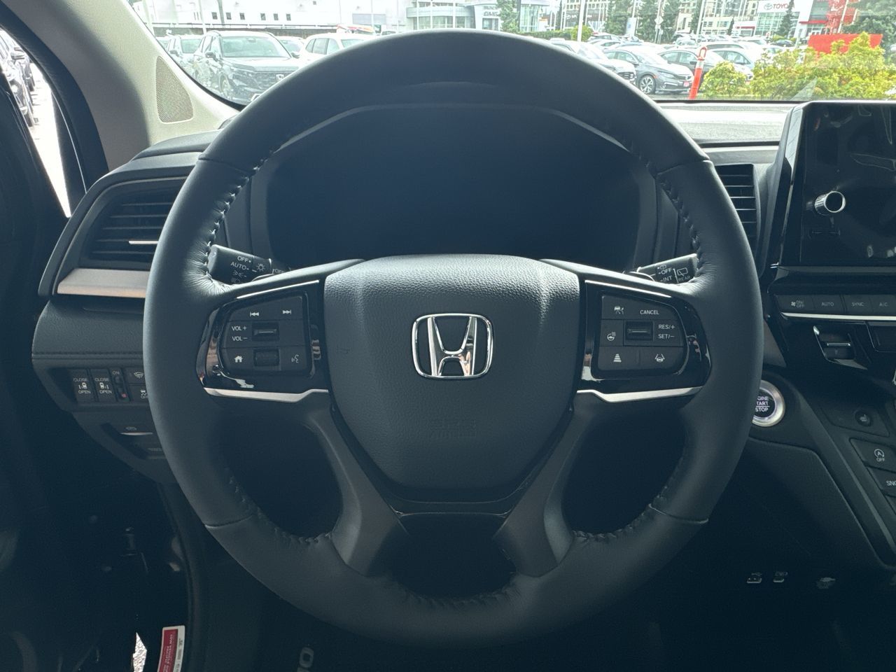 2025 Honda Odyssey in Oakville, Ontario