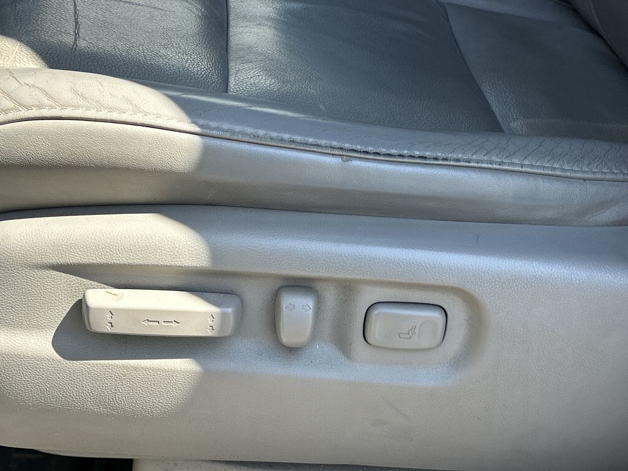 2010 Honda Pilot in Oakville, Ontario