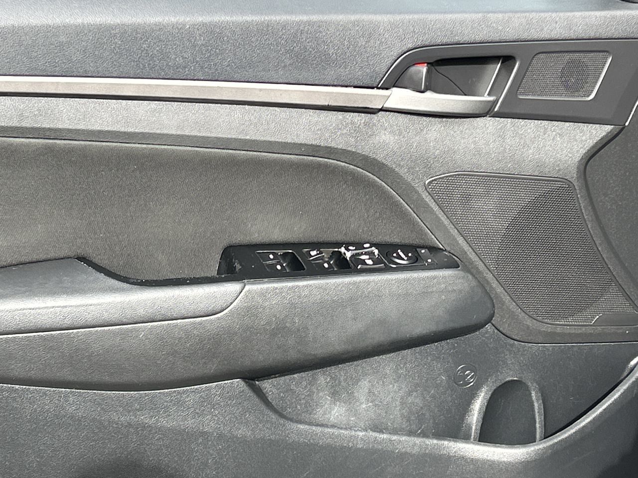 2018 Hyundai Elantra Sedan