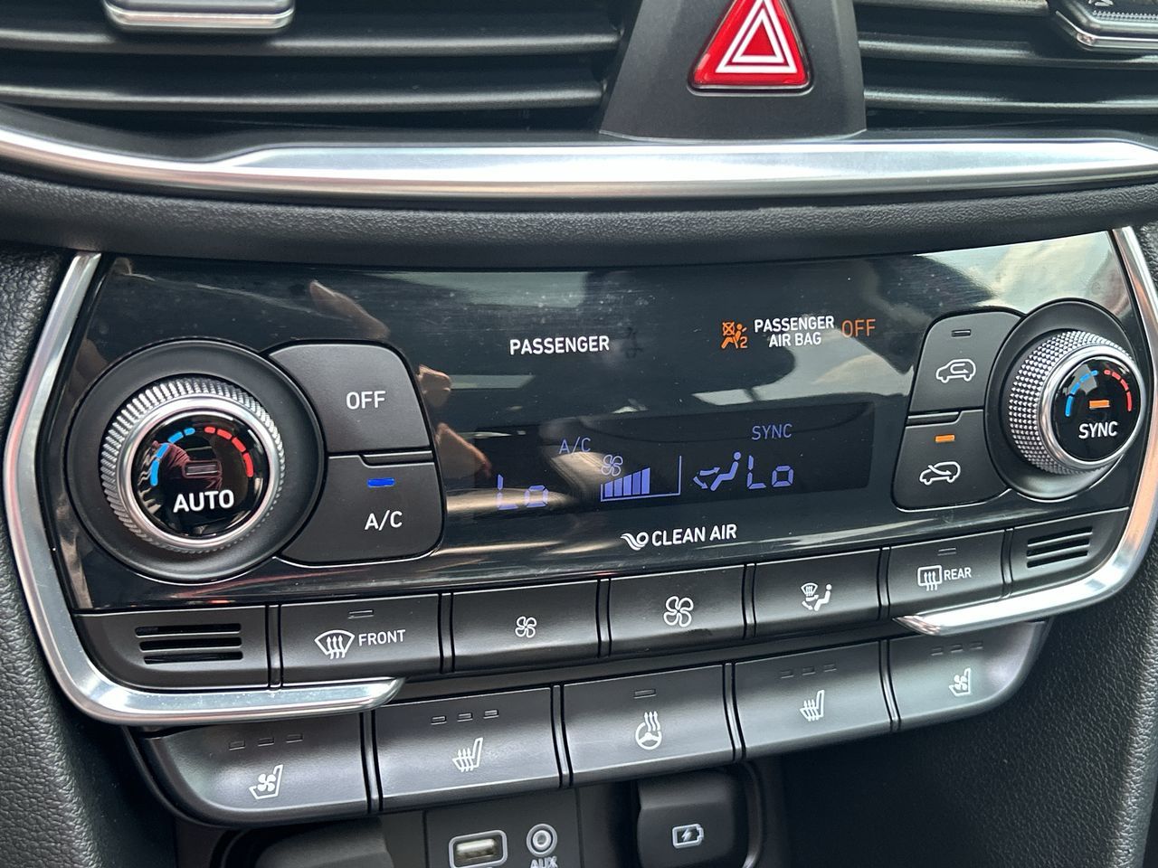 2019 Hyundai Santa Fe in Oakville, Ontario