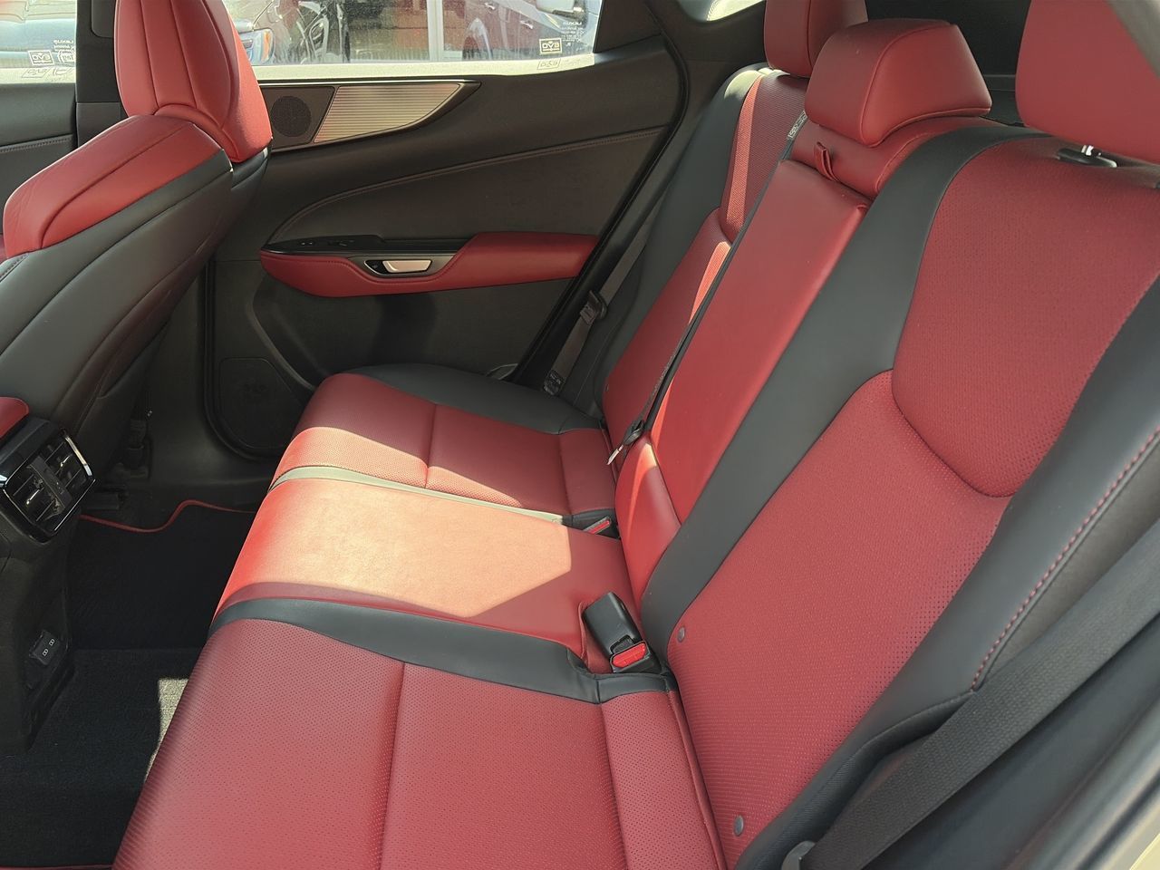 Lexus NX  2022 à Oakville, Ontario