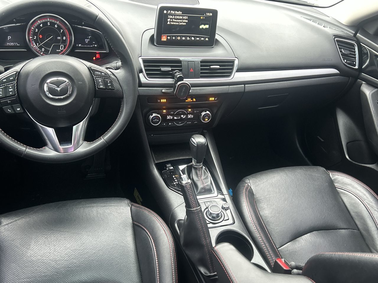 Mazda 3  2016 à Oakville, Ontario