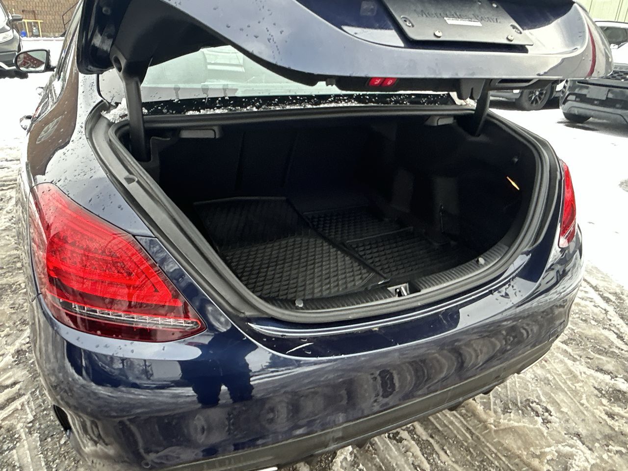 2021 Mercedes-Benz C300