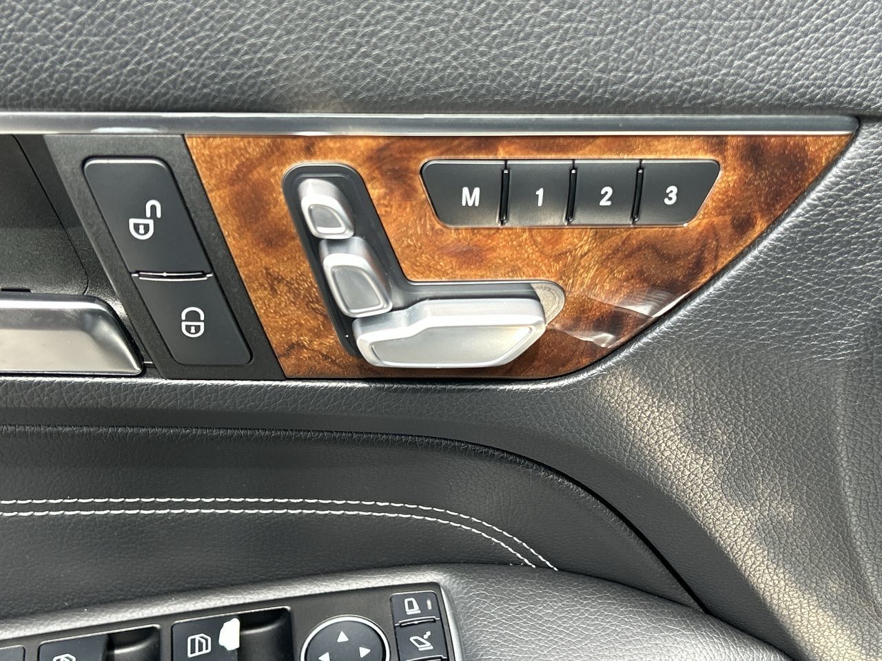 Mercedes-Benz E400  2016 à Oakville, Ontario