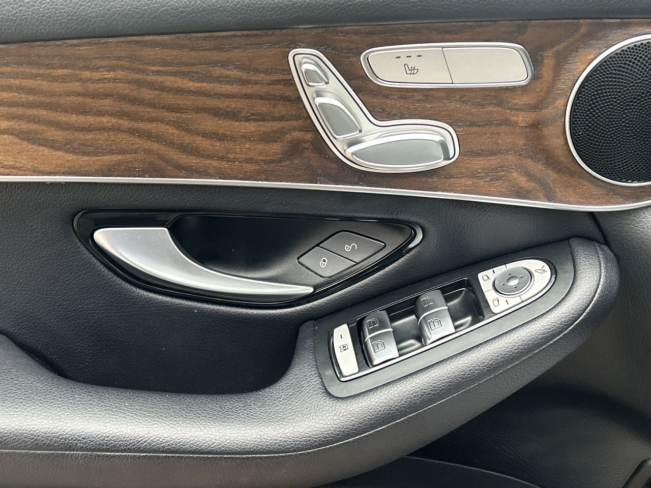 2018 Mercedes-Benz GLC300