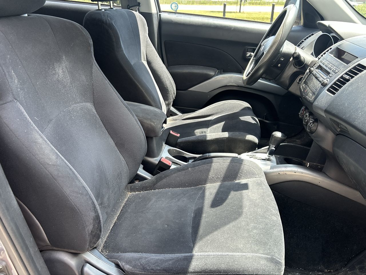 2009 Mitsubishi Outlander in Oakville, Ontario