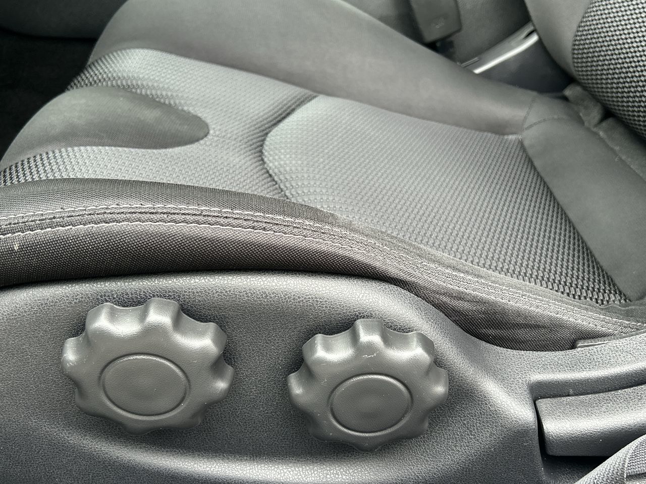 2018 Nissan 370Z in Oakville, Ontario