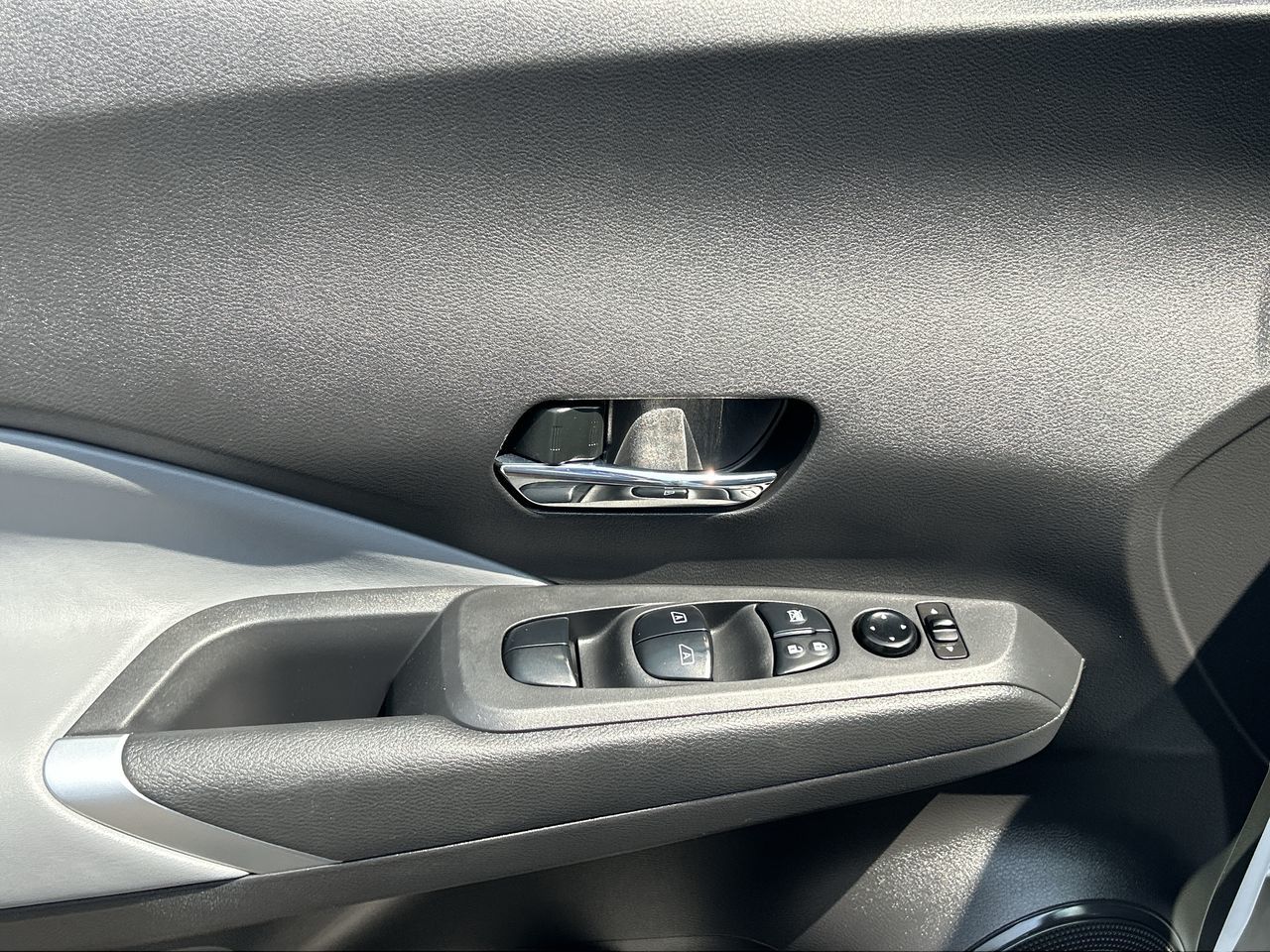2023 Nissan Kicks in Oakville, Ontario